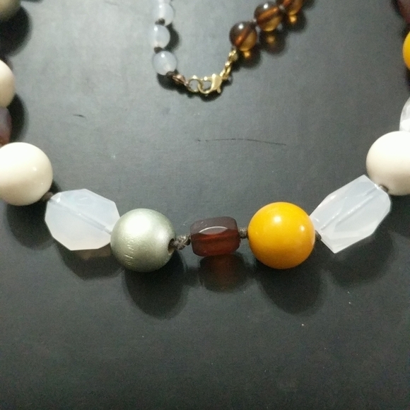 Funky Chunky Yellow Brown Grey Translucent Beaded Statement Necklace - Picture 4 of 4